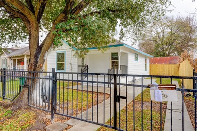 106 Foyce St, Houston, TX 77022 - photo 2