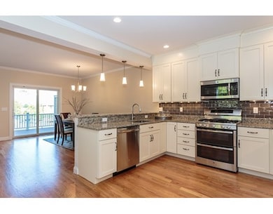 5 Cleveland Rd unit 5, Winchester, MA 01890 - photo 5