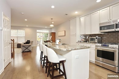 4 Masterson Ct, Waldwick, NJ 07463 - photo 6