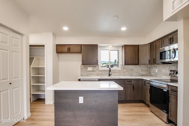 9054 E 25th St, Tucson, AZ 85710 - photo 3