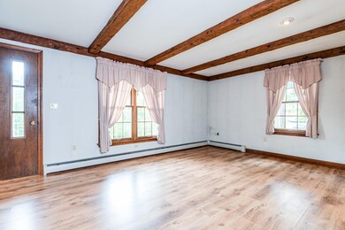 352 Pool St Biddeford ME 04005-large-008