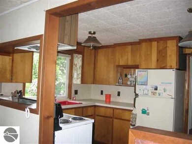 7368 W Esmond Rd, Hale, MI 48739 - photo 5