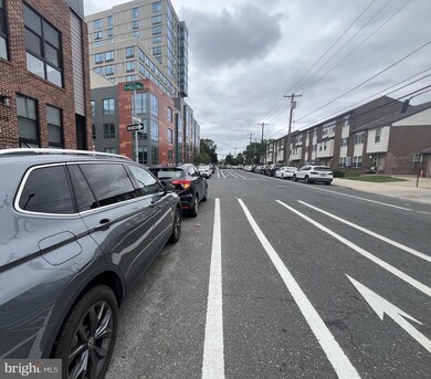 2200 28 Arch St unit 906, Philadelphia, PA 19103 - photo 3