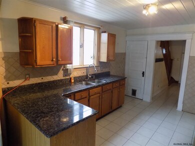 837 Harrison Ave, Schenectady, NY 12306 - photo 5