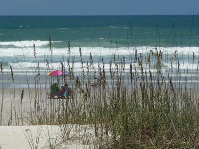RELAX ON TRAFFIC-FREE BEACH