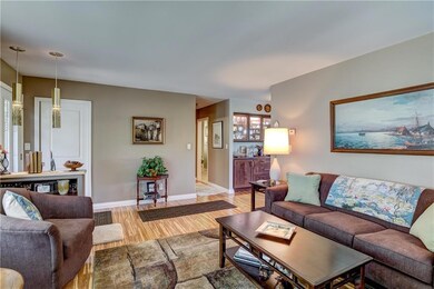 313 E Washington St, Augusta, WI 54722 - photo 2