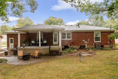 1330 Miller Ln, New Albany, IN 47150 - photo 7