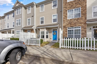 401 Scripps Ln unit 104, Raleigh, NC 27610 - photo 3