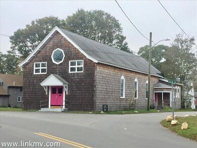 179 Circuit Ave, Oak Bluffs, MA 02557 - photo 2