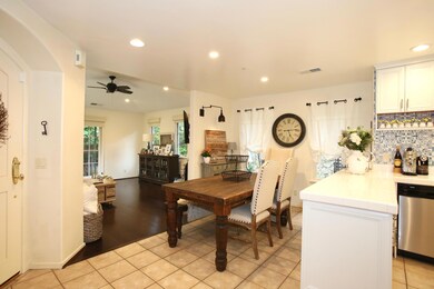 ENTRY/DINING/LIVING