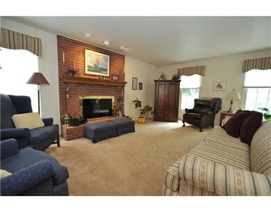 511 Hollydale Dr, Pittsburgh, PA 15241 - photo 7