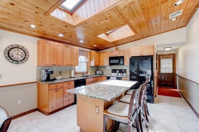 9 Reed St, Arlington, MA 02474 - photo 5