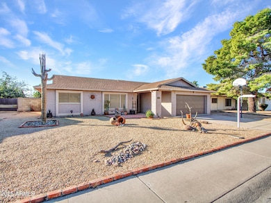 5541 W Crocus Dr, Glendale, AZ 85306 - photo 2