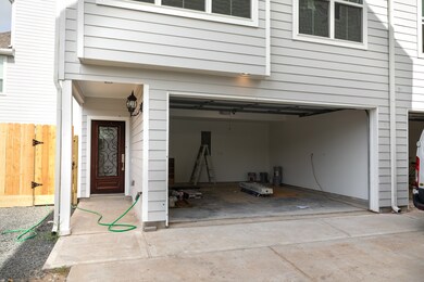 603 Link Rd, Houston, TX 77009 - photo 4