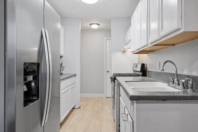 40 Shrewsbury Green Dr unit F, Shrewsbury, MA 01545 - photo 5