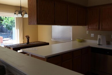 dining from kit (800x533)