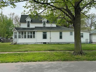 902 Bower St, Elkhart, IN 46514 - photo 2