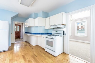 Kitchen to Dining Rm
