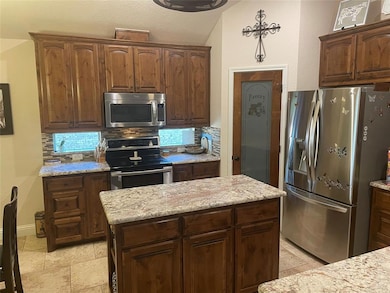 2005 Lindentree Dr, Weatherford, TX 76086 - photo 5