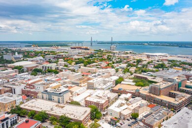 4BeaufainSt-Aerial towards bridge