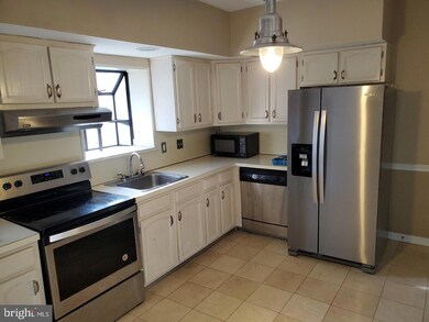 1314 N Dupont St, Wilmington, DE 19806 - photo 4