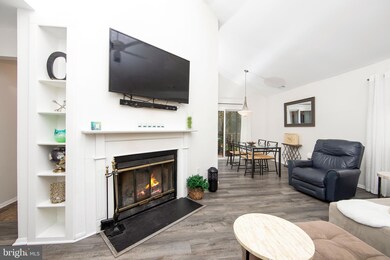 603 B Cypress Point Cir, Mount Laurel, NJ 08054 - photo 4