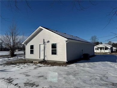 37 Rural St, Austin, IN 47102 - photo 4