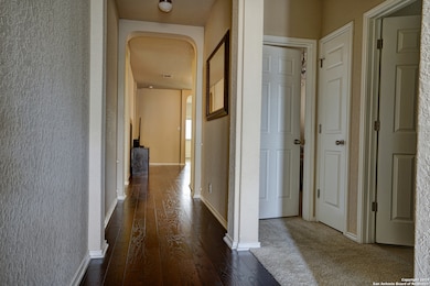 9406 Pegasus Run Rd, San Antonio, TX 78254 - photo 2