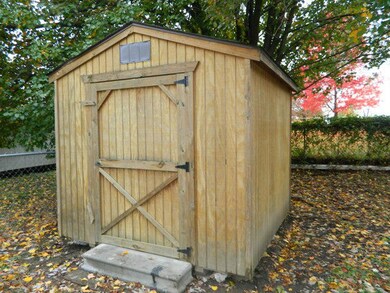 4-8X8 STORAGE SHED