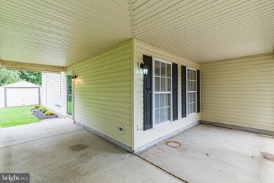 307 Canoe Ln, Edgewood, MD 21040 - photo 5