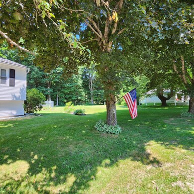 17 Rolfe Cir, Gardiner, ME 04345 - photo 4