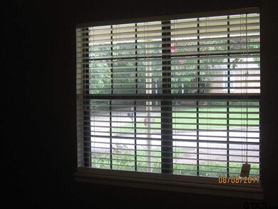 2219 2219 Plume, Tyler, TX 75703 - photo 4