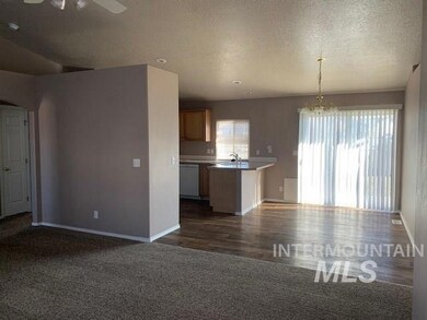 1201 W Teton Ave, Nampa, ID 83686 - photo 6