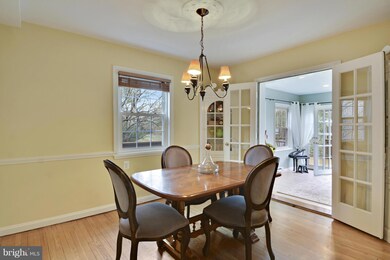 10607 Lexington St, Kensington, MD 20895 - photo 5