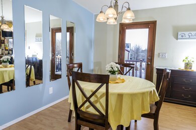 Dining 2.jpg