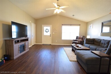 402 Deer Run Rd, Muldrow, OK 74948 - photo 3