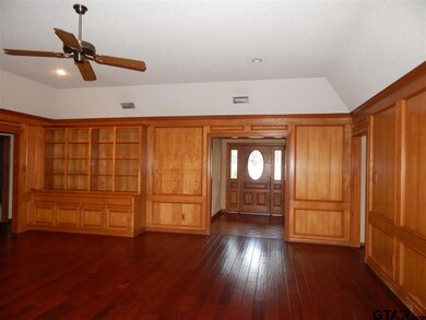 1228 1228 Luann Ln, Tyler, TX 75703 - photo 6