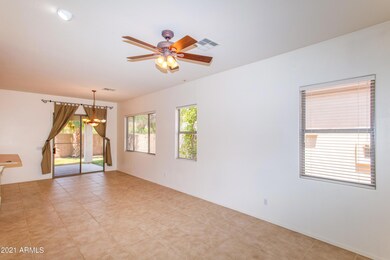 02 Family Room