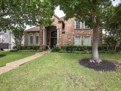 Traditional 4 BD, 4BA, 3 CAR Garage home with mani