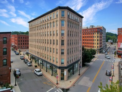 21 Wingate St unit 302, Haverhill, MA 01832 - photo 2