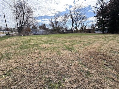 902 S Rollins St, Macon, MO 63552 - photo 5