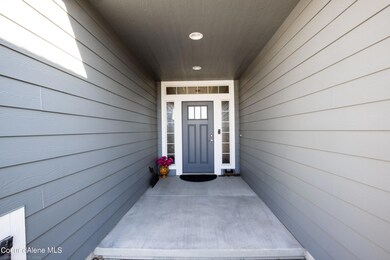 Front entry covered porch