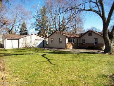 737 Fenton front Yard to Home Garage