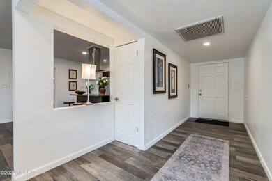 5136 E Alberta Dr, Tucson, AZ 85711 - photo 6