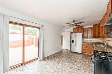 912 Gardner Rd, Westchester, IL 60154 - photo 7