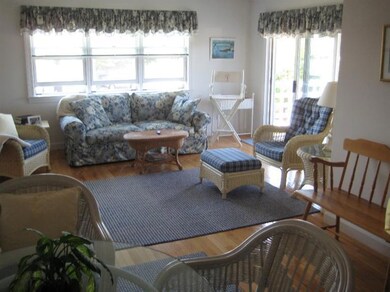 2 Quinapoxet Ave unit N, Falmouth, MA 02540 - photo 3