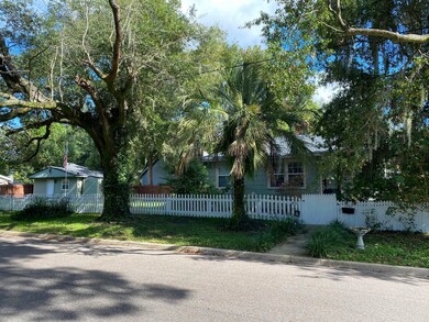 1555 Pine Grove Ave, Jacksonville, FL 32205 - photo 2
