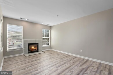 25340 Lake Mist Square unit 103, Chantilly, VA 20152 - photo 6