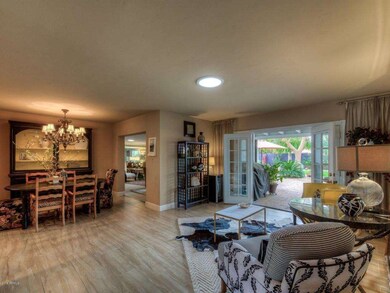 004_Living & Dining Room