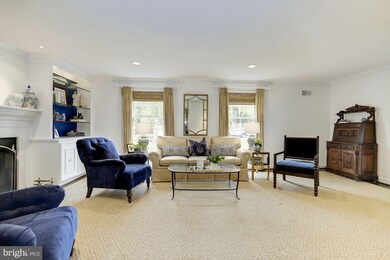 9633 Weathered Oak Ct, Bethesda, MD 20817 - photo 4